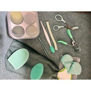 30 Pieces Green Makeup Brushes Kit Foundation Eyeshadow Brushes Set